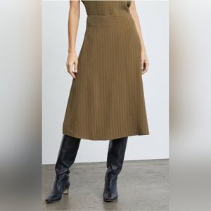 Everlane city stripe midi skirt in color beech, size 6